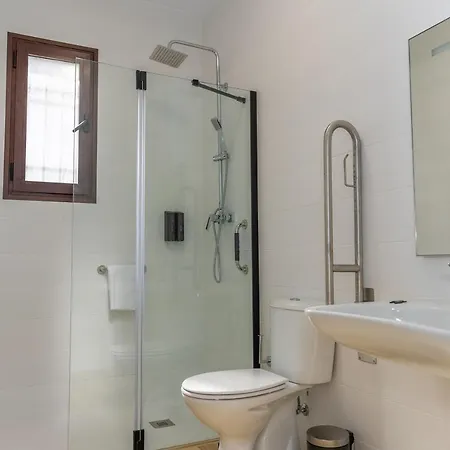 Cordoba Suites Apartments *