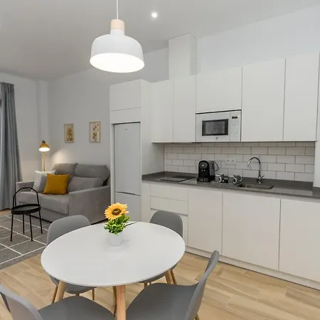 아파트 Cordoba Suites Apartments