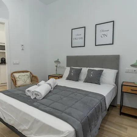 شقة Cordoba Suites Apartments