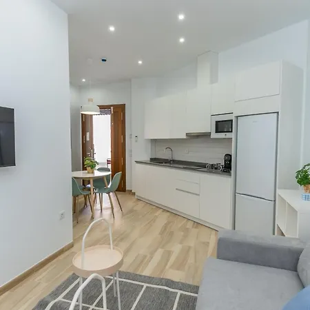 Cordoba Suites Apartments *